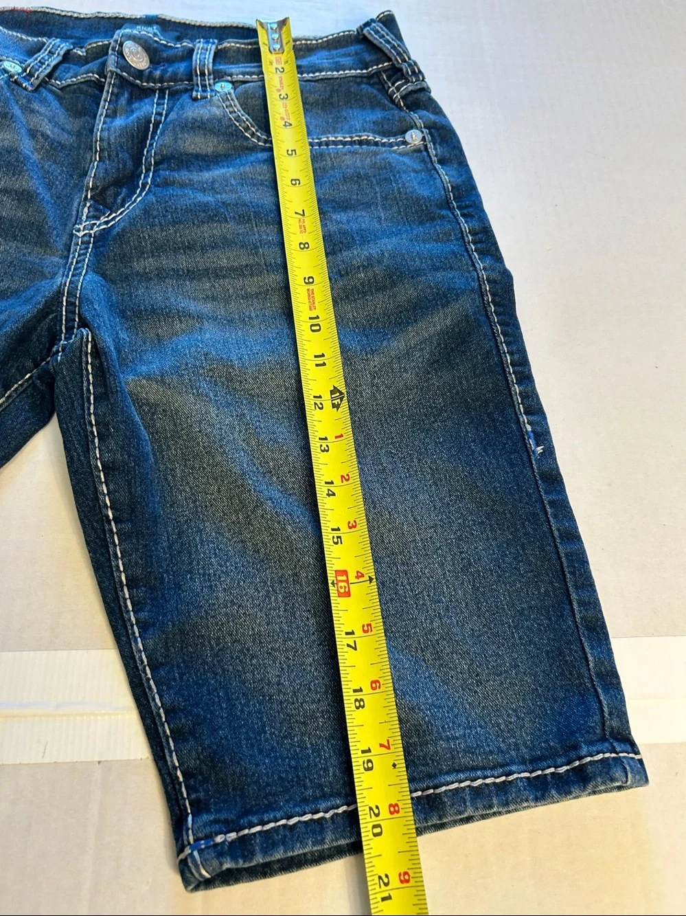True Religion Men’s Ricky Big T Flap Relaxed Straight Denim Shorts Sz 30